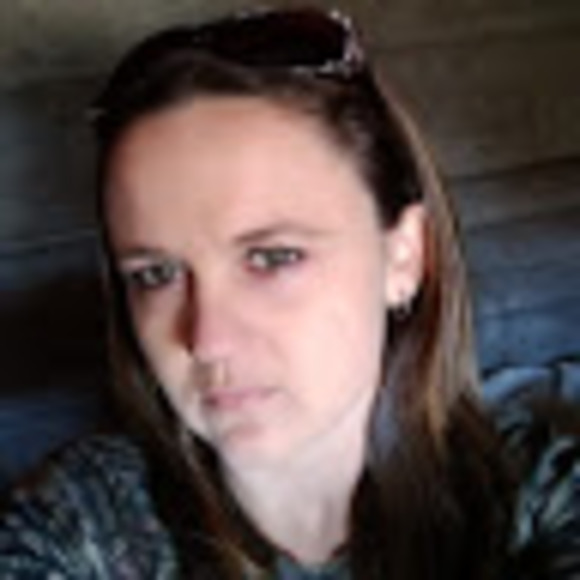 Meet your Posher, Lisa - Picture 1 of 1